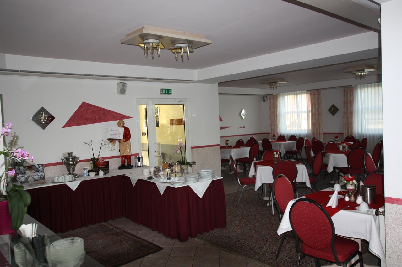 Hotel Buergerhof Hohenstein-Ernstthal Εξωτερικό φωτογραφία